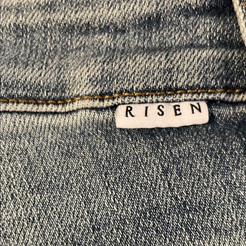 NWOT! Risen Trendy Distressed Blue Cropped Jeans, 2XL - Picture 6 of 7